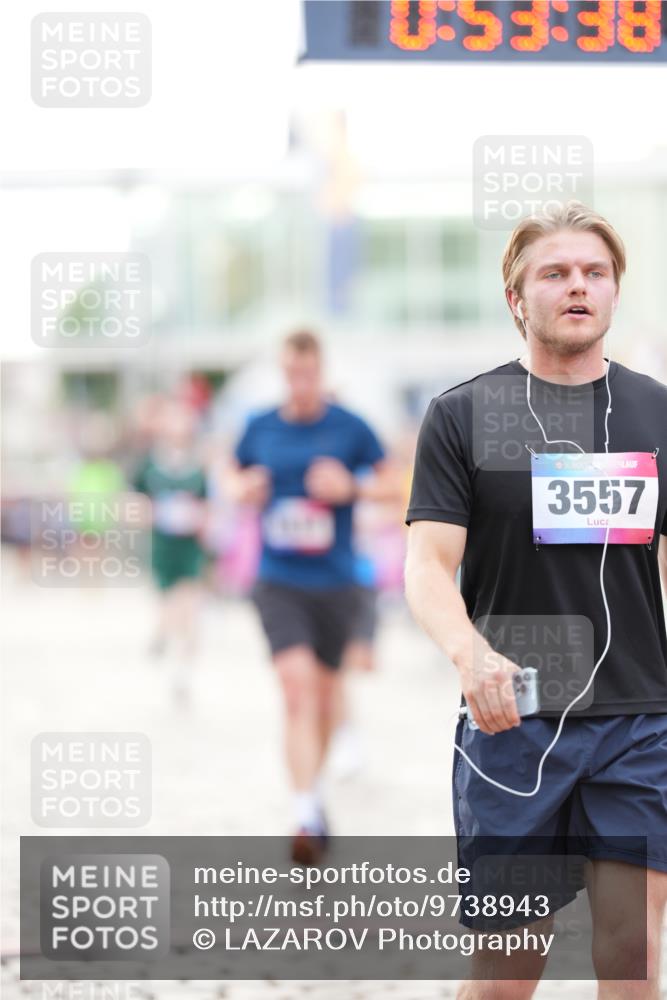 12.06.2026 - Holstenköstenlauf LAZAROV Photography http://msf.ph/oto/9738943 12.06.2026 19:53:37 Laufen 3117, 3147, 3186, 3206, 3434, 3557, 3615, 3834, 3973, 4173, 4184, 4225, 4625, 4869 meine-sportfotos.de