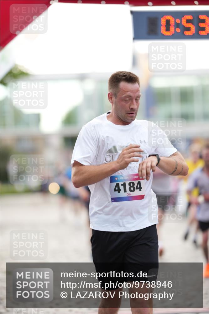 12.06.2026 - Holstenköstenlauf LAZAROV Photography http://msf.ph/oto/9738946 12.06.2026 19:53:33 Laufen 3186, 3206, 3434, 3557, 3615, 4173, 4184, 4225, 4625 meine-sportfotos.de