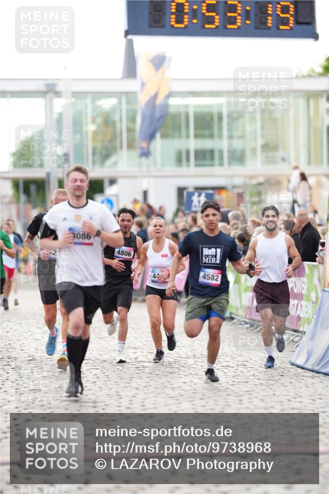 12.06.2026 - Holstenköstenlauf LAZAROV Photography http://msf.ph/oto/9738968 12.06.2026 19:53:18 Laufen 3086, 3573, 4157, 4178, 4187, 4237, 4411, 4444, 4582, 4806 meine-sportfotos.de