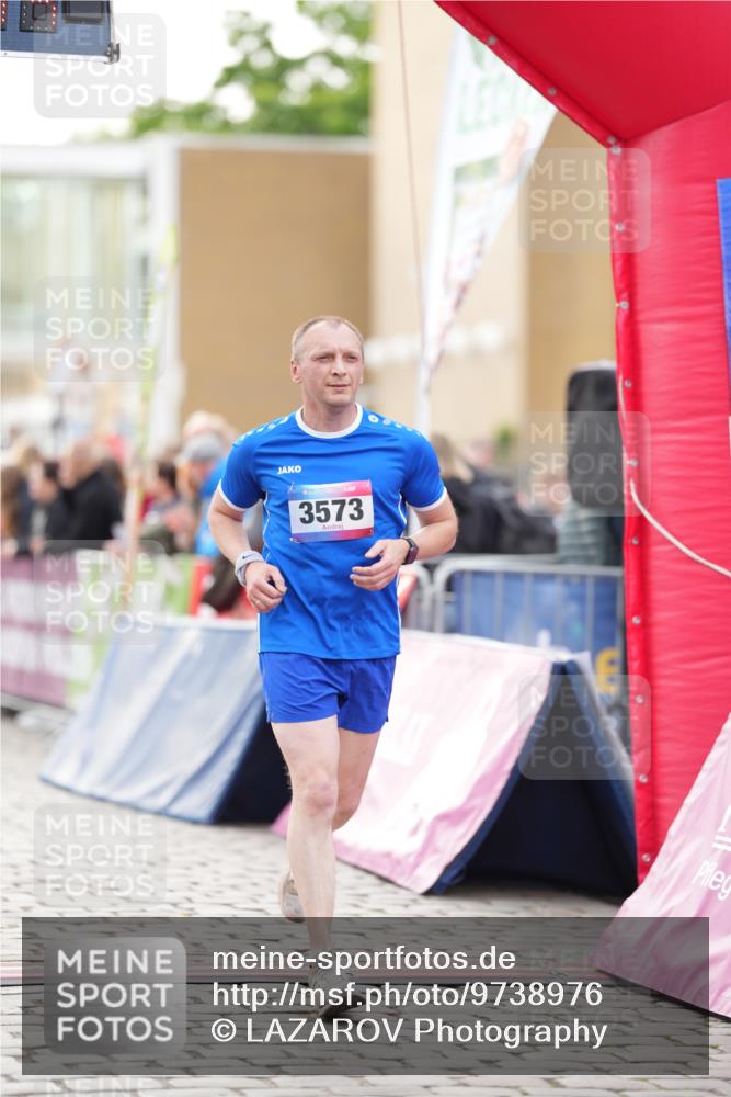 12.06.2026 - Holstenköstenlauf LAZAROV Photography http://msf.ph/oto/9738976 12.06.2026 19:53:13 Laufen 3095, 3215, 3573, 3827, 4178, 4187, 4411, 4865 meine-sportfotos.de