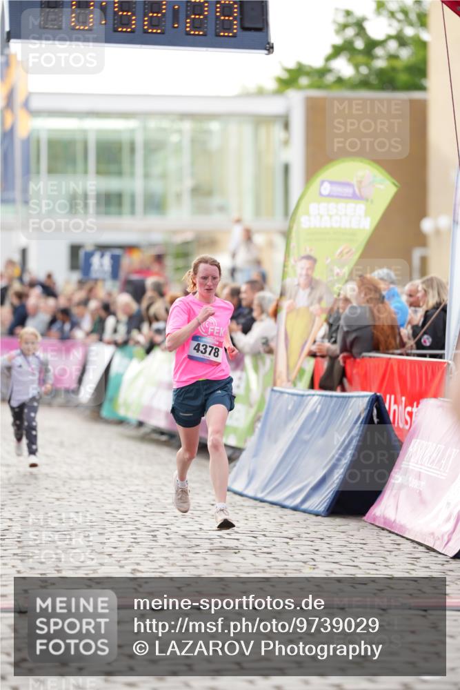 12.06.2026 - Holstenköstenlauf LAZAROV Photography http://msf.ph/oto/9739029 12.06.2026 19:52:28 Laufen 3021, 4172, 4378 meine-sportfotos.de