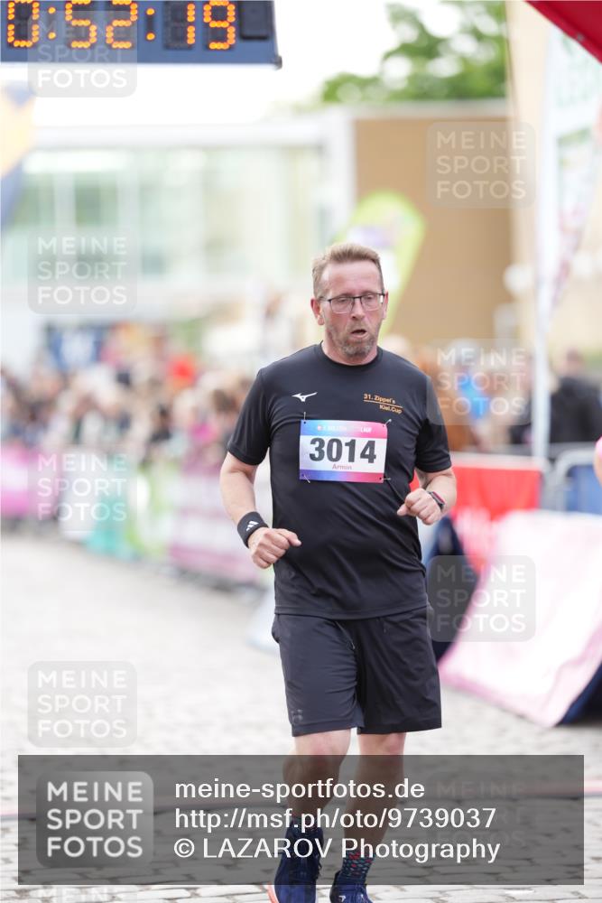 12.06.2026 - Holstenköstenlauf LAZAROV Photography http://msf.ph/oto/9739037 12.06.2026 19:52:18 Laufen 3014, 3456, 4356 meine-sportfotos.de