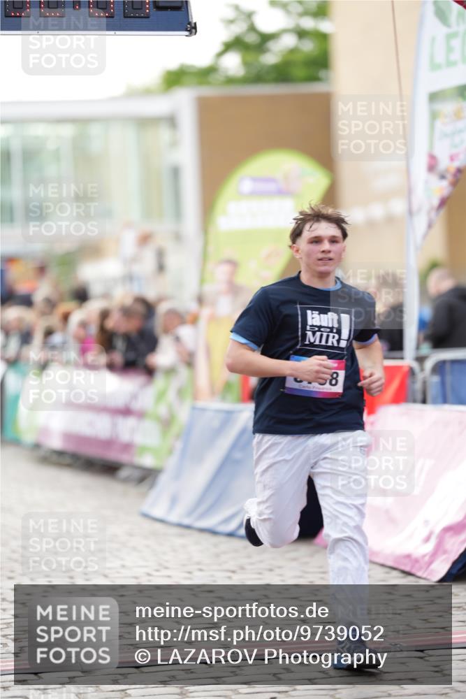 12.06.2026 - Holstenköstenlauf LAZAROV Photography http://msf.ph/oto/9739052 12.06.2026 19:52:04 Laufen 3671, 3758, 4385, 4699, 4794 meine-sportfotos.de