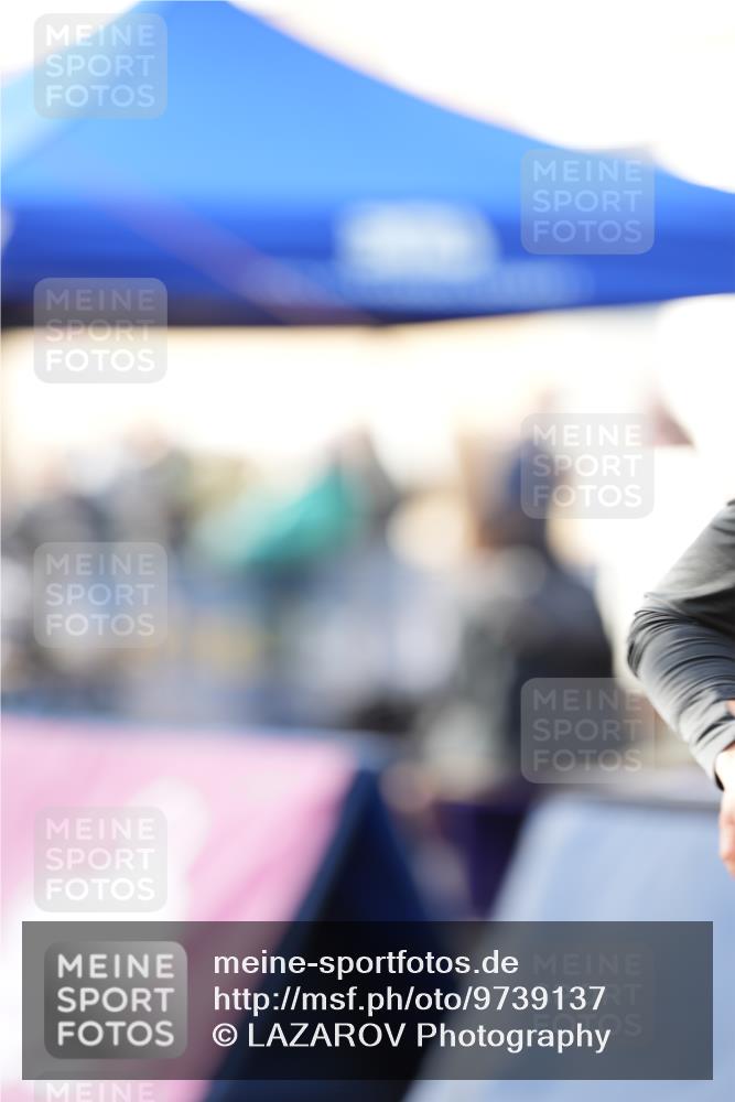12.06.2026 - Holstenköstenlauf LAZAROV Photography http://msf.ph/oto/9739137 12.06.2026 19:50:34 Laufen 3027, 3416, 3430, 4226, 4266, 4684, 4685, 4798 meine-sportfotos.de