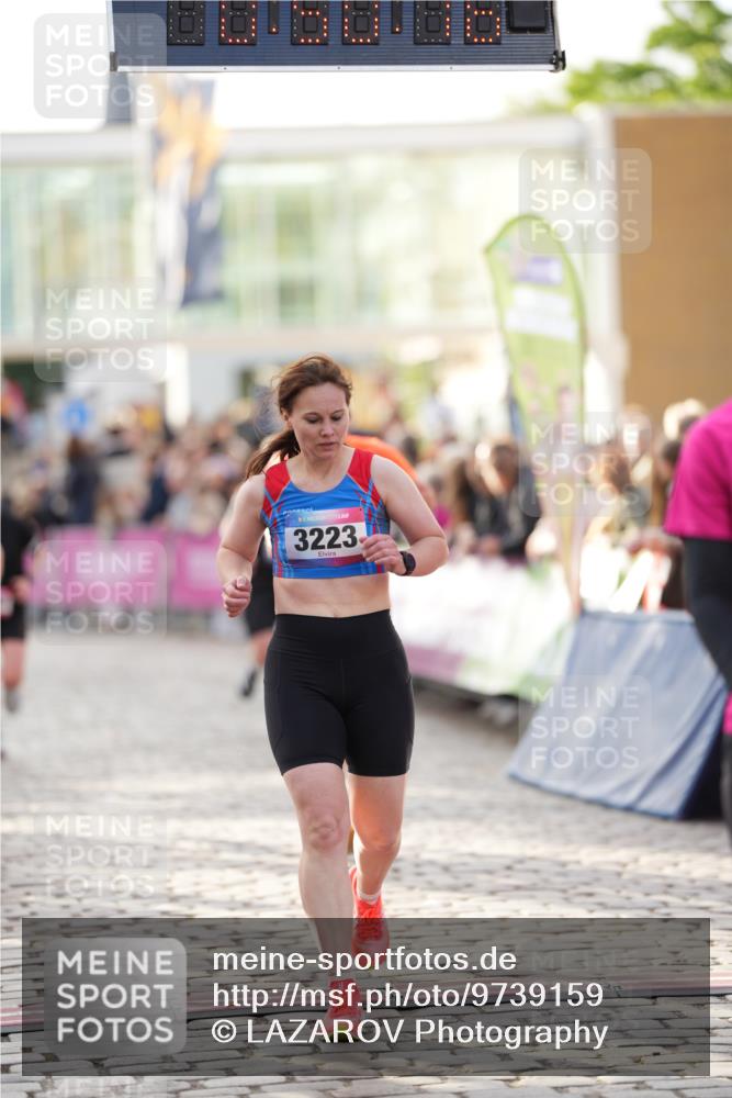 12.06.2026 - Holstenköstenlauf LAZAROV Photography http://msf.ph/oto/9739159 12.06.2026 19:50:15 Laufen 3107, 3223, 3839, 3949, 4719 meine-sportfotos.de