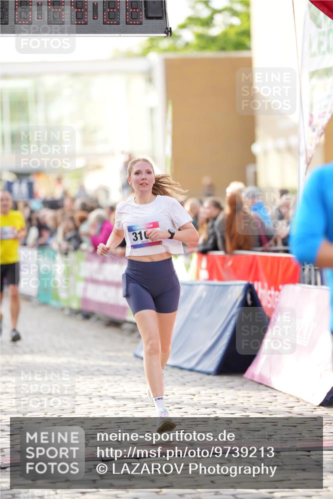 12.06.2026 - Holstenköstenlauf LAZAROV Photography http://msf.ph/oto/9739213 12.06.2026 19:49:25 Laufen 3101, 3567, 3610, 3866 meine-sportfotos.de