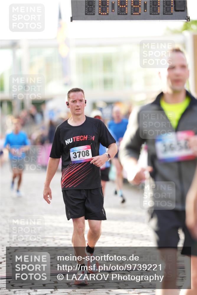 12.06.2026 - Holstenköstenlauf LAZAROV Photography http://msf.ph/oto/9739221 12.06.2026 19:49:17 Laufen 3259, 3436, 3567, 3657, 3708, 3866, 4354, 4588 meine-sportfotos.de