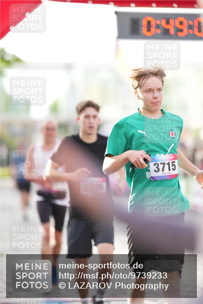 12.06.2026 - Holstenköstenlauf LAZAROV Photography http://msf.ph/oto/9739233 12.06.2026 19:49:07 Laufen 3132, 3259, 3506, 3715, 3860, 4412, 4428 meine-sportfotos.de