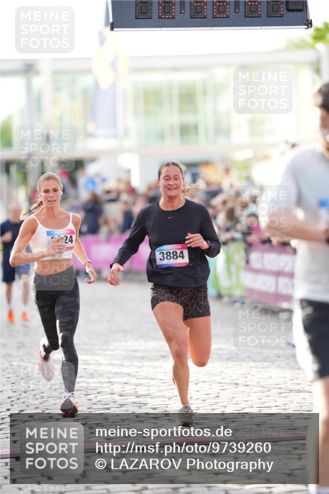 12.06.2026 - Holstenköstenlauf LAZAROV Photography http://msf.ph/oto/9739260 12.06.2026 19:48:46 Laufen 3034, 3146, 3199, 3624, 3884, 3937, 4530 meine-sportfotos.de
