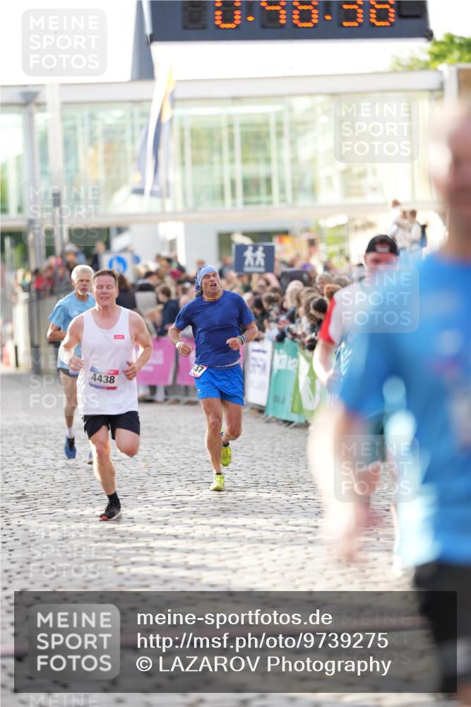 12.06.2026 - Holstenköstenlauf LAZAROV Photography http://msf.ph/oto/9739275 12.06.2026 19:48:37 Laufen 3199, 3501, 3549, 3937, 4436, 4438, 4504, 4676 meine-sportfotos.de