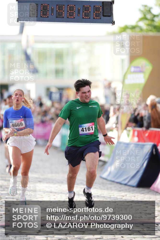 12.06.2026 - Holstenköstenlauf LAZAROV Photography http://msf.ph/oto/9739300 12.06.2026 19:48:21 Laufen 3307, 3875, 4121, 4161, 4516, 4669, 4711, 4919 meine-sportfotos.de