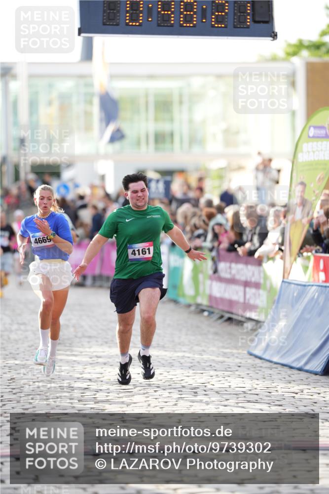 12.06.2026 - Holstenköstenlauf LAZAROV Photography http://msf.ph/oto/9739302 12.06.2026 19:48:20 Laufen 3307, 3875, 4121, 4161, 4516, 4669, 4711, 4919 meine-sportfotos.de