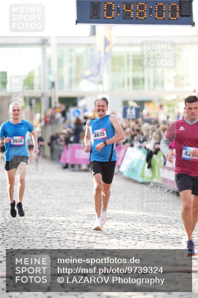 12.06.2026 - Holstenköstenlauf LAZAROV Photography http://msf.ph/oto/9739324 12.06.2026 19:47:59 Laufen 3651, 3930, 4293, 4635, 4744 meine-sportfotos.de