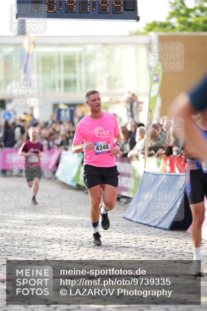 12.06.2026 - Holstenköstenlauf LAZAROV Photography http://msf.ph/oto/9739335 12.06.2026 19:47:43 Laufen 3044, 3693, 3757, 4348 meine-sportfotos.de