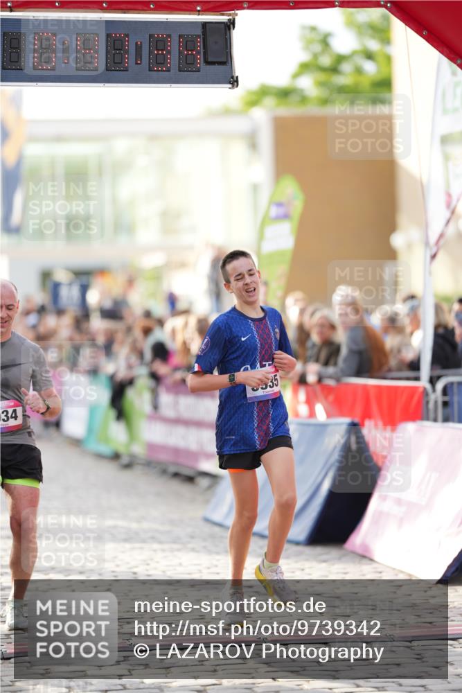 12.06.2026 - Holstenköstenlauf LAZAROV Photography http://msf.ph/oto/9739342 12.06.2026 19:47:33 Laufen 3889, 3934, 3935, 4176, 4527, 4732 meine-sportfotos.de