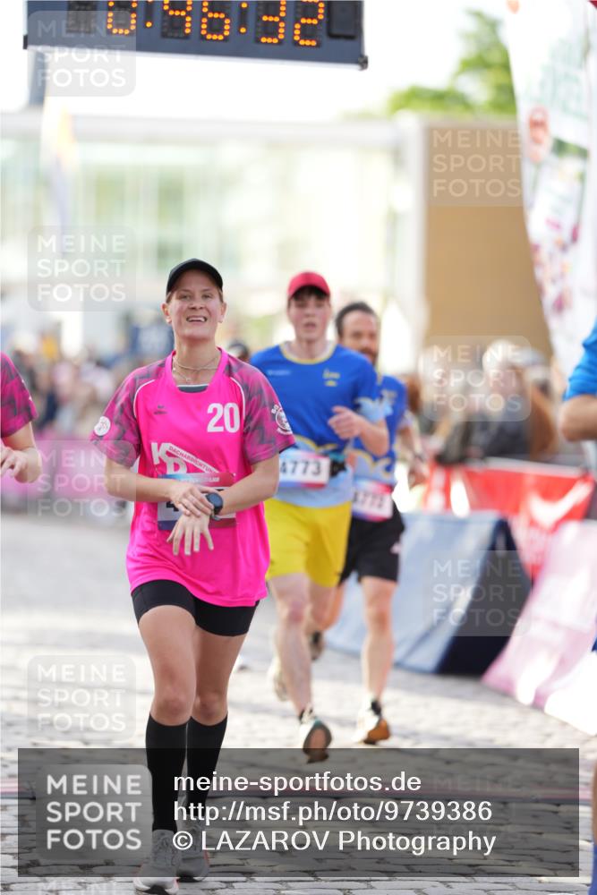12.06.2026 - Holstenköstenlauf LAZAROV Photography http://msf.ph/oto/9739386 12.06.2026 19:46:31 Laufen 3022, 3309, 3554, 4247, 4253, 4255, 4772, 4773 meine-sportfotos.de
