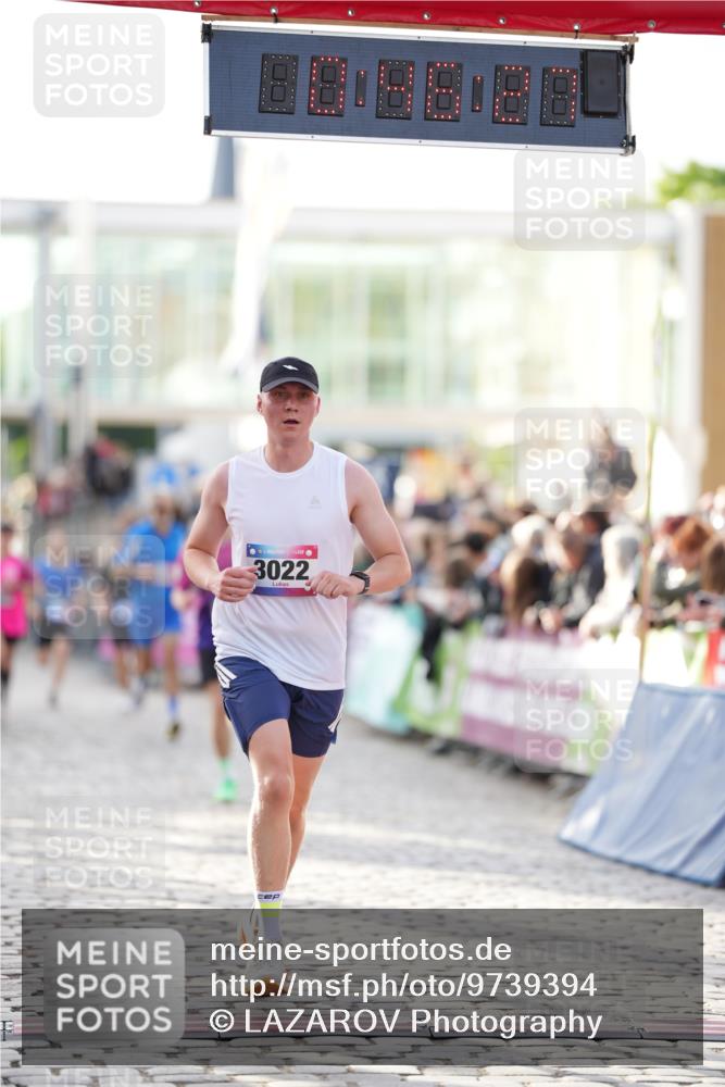 12.06.2026 - Holstenköstenlauf LAZAROV Photography http://msf.ph/oto/9739394 12.06.2026 19:46:26 Laufen 3005, 3022, 3309, 3554, 4253, 4255, 4675, 4848 meine-sportfotos.de