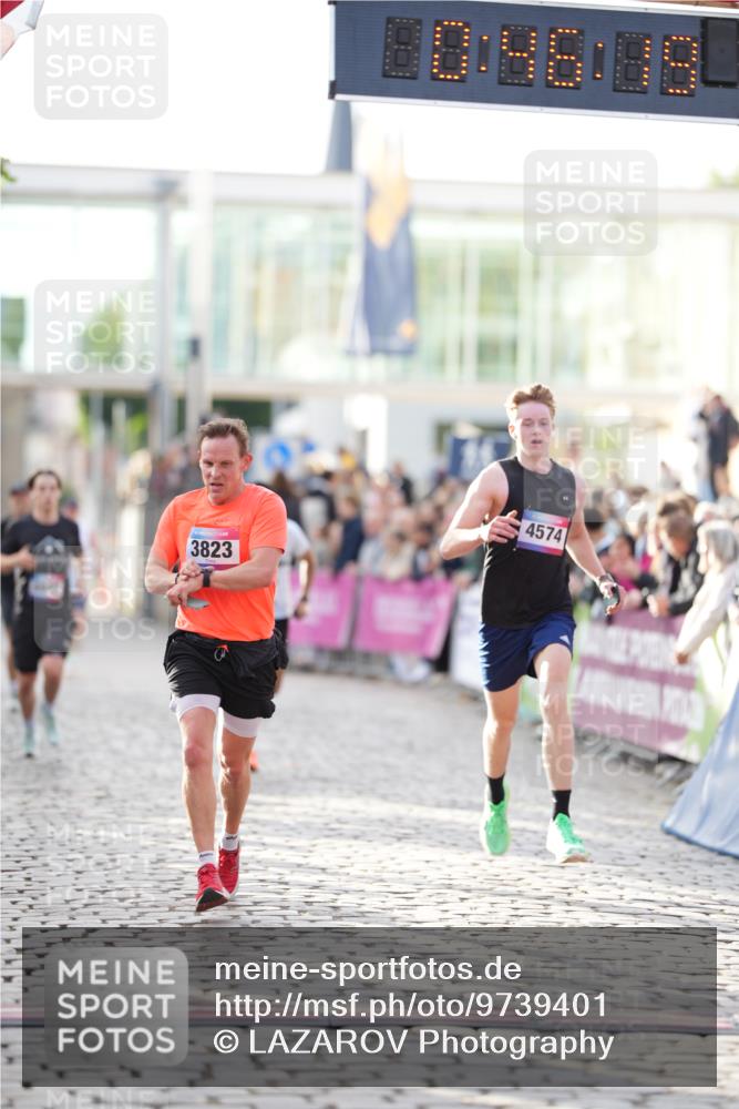 12.06.2026 - Holstenköstenlauf LAZAROV Photography http://msf.ph/oto/9739401 12.06.2026 19:46:18 Laufen 3005, 3039, 3823, 4574, 4675, 4804, 4848 meine-sportfotos.de