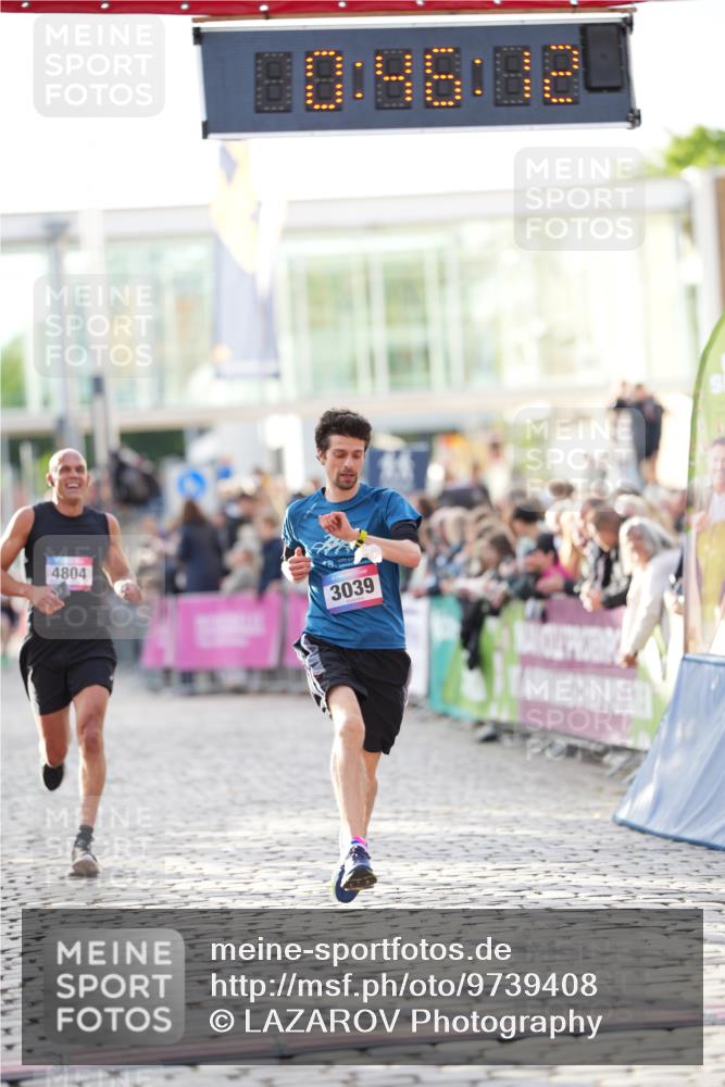 12.06.2026 - Holstenköstenlauf LAZAROV Photography http://msf.ph/oto/9739408 12.06.2026 19:46:12 Laufen 3039, 4804 meine-sportfotos.de