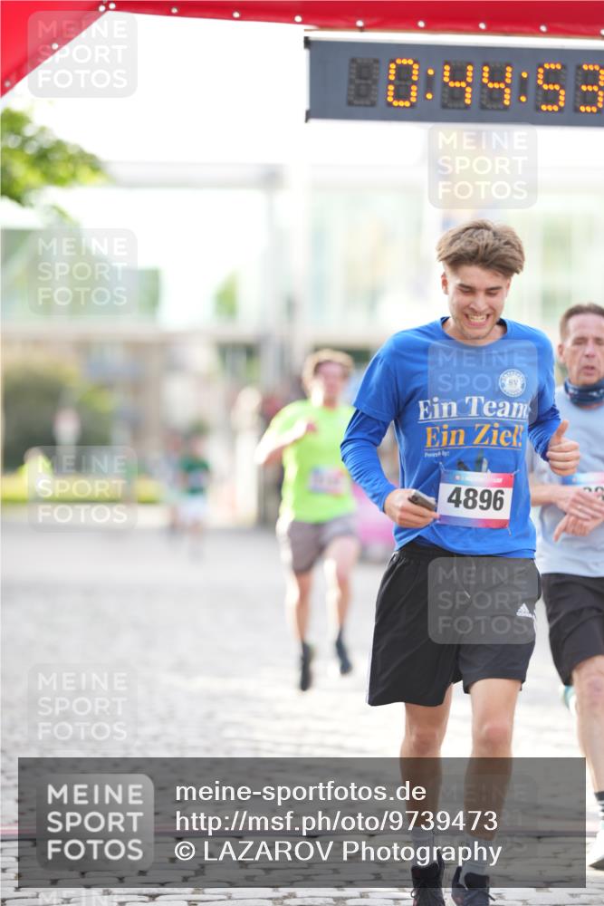 12.06.2026 - Holstenköstenlauf LAZAROV Photography http://msf.ph/oto/9739473 12.06.2026 19:44:52 Laufen 3881, 4193, 4294, 4896 meine-sportfotos.de