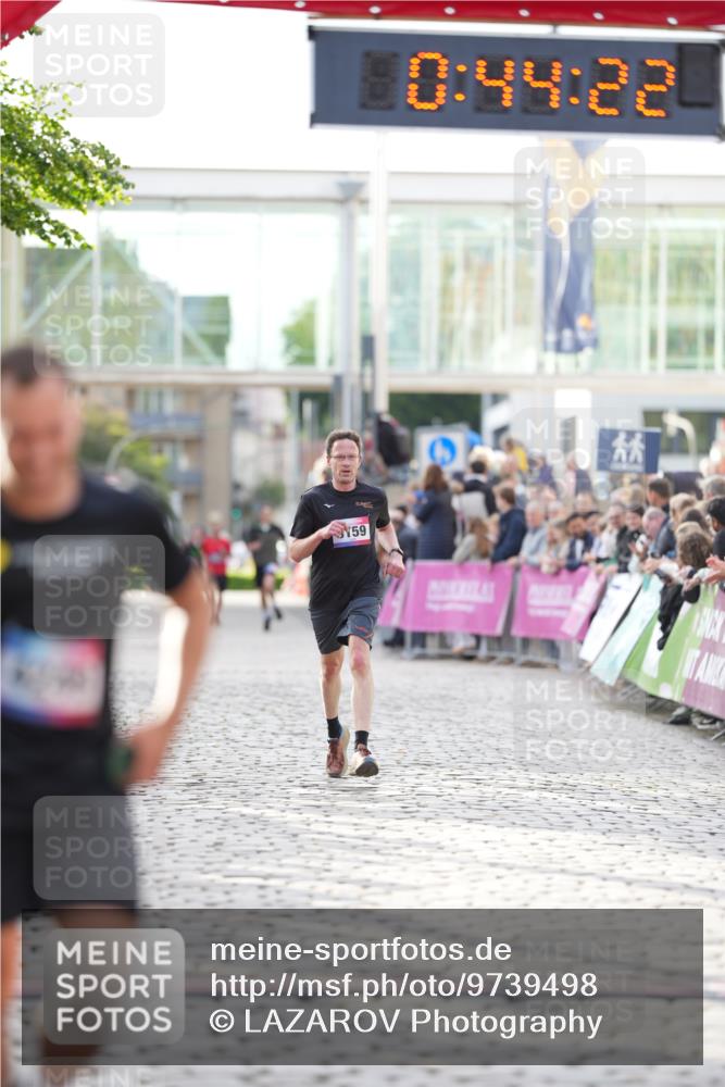 12.06.2026 - Holstenköstenlauf LAZAROV Photography http://msf.ph/oto/9739498 12.06.2026 19:44:21 Laufen 3159, 4249 meine-sportfotos.de