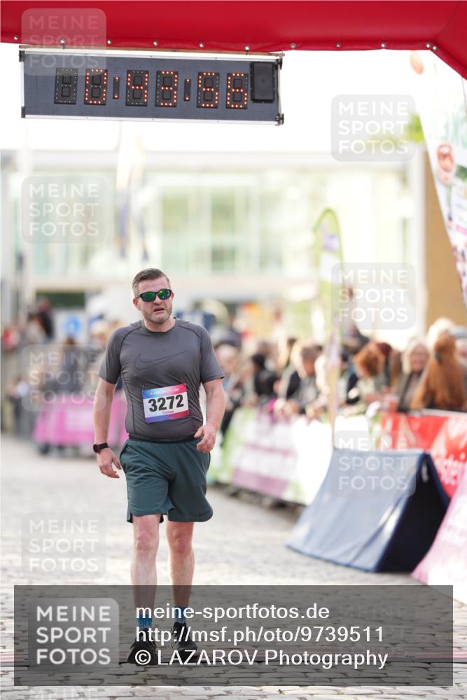 12.06.2026 - Holstenköstenlauf LAZAROV Photography http://msf.ph/oto/9739511 12.06.2026 19:43:55 Laufen 3272, 3599, 3639, 4434, 4515 meine-sportfotos.de
