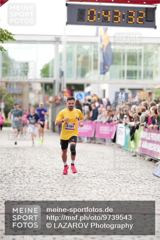 12.06.2026 - Holstenköstenlauf LAZAROV Photography http://msf.ph/oto/9739543 12.06.2026 19:43:31 Laufen 3737, 4164 meine-sportfotos.de