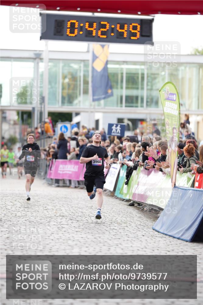 12.06.2026 - Holstenköstenlauf LAZAROV Photography http://msf.ph/oto/9739577 12.06.2026 19:42:48 Laufen 3968, 4570 meine-sportfotos.de