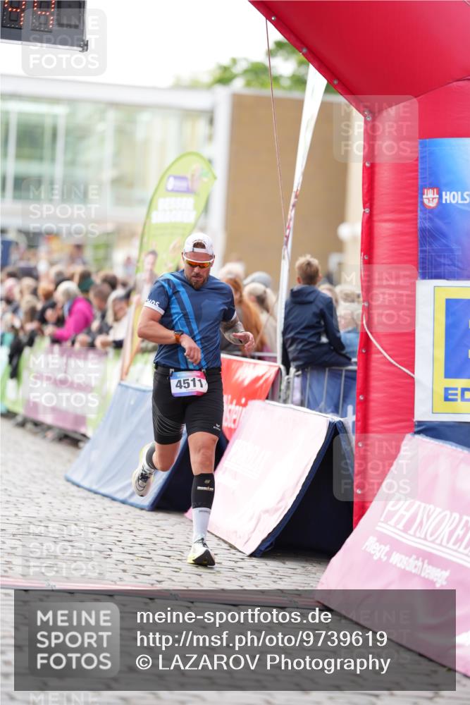 12.06.2026 - Holstenköstenlauf LAZAROV Photography http://msf.ph/oto/9739619 12.06.2026 19:41:43 Laufen 4239, 4511, 4862 meine-sportfotos.de