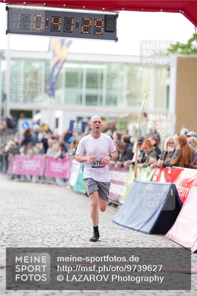 12.06.2026 - Holstenköstenlauf LAZAROV Photography http://msf.ph/oto/9739627 12.06.2026 19:41:28 Laufen 3786 meine-sportfotos.de