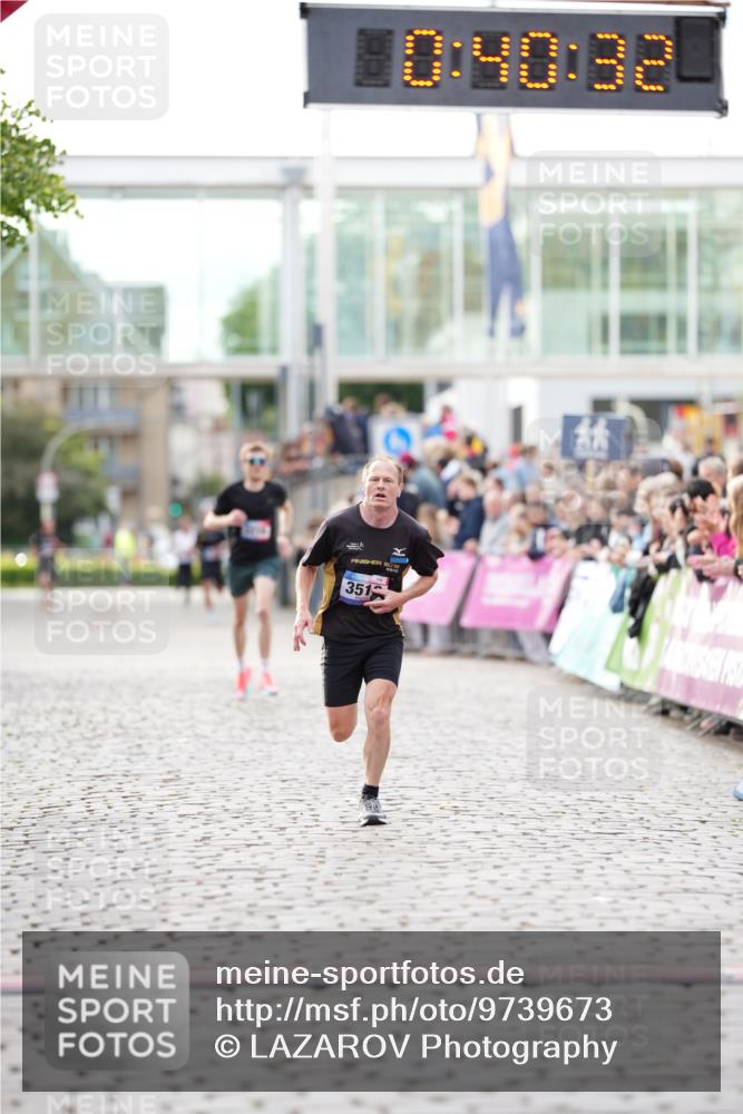 12.06.2026 - Holstenköstenlauf LAZAROV Photography http://msf.ph/oto/9739673 12.06.2026 19:40:31 Laufen 3219, 3510 meine-sportfotos.de