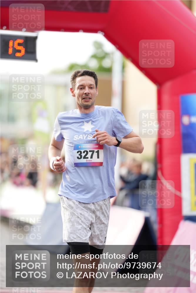 12.06.2026 - Holstenköstenlauf LAZAROV Photography http://msf.ph/oto/9739674 12.06.2026 19:40:14 Laufen 3271, 3440 meine-sportfotos.de