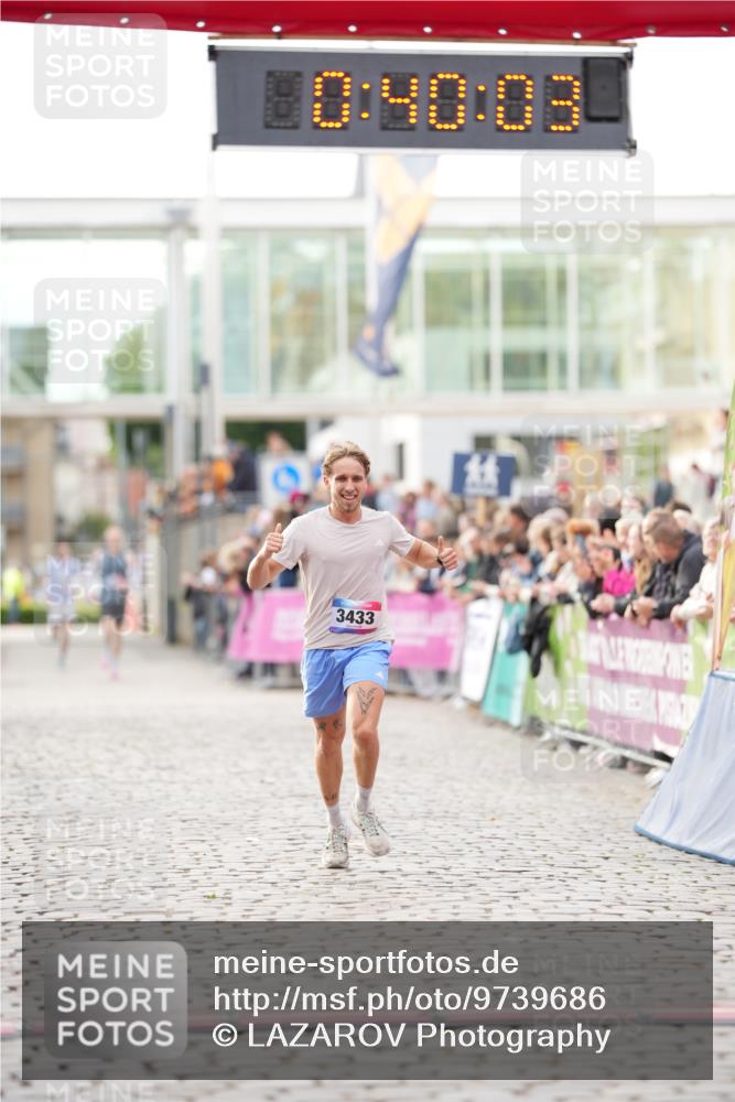 12.06.2026 - Holstenköstenlauf LAZAROV Photography http://msf.ph/oto/9739686 12.06.2026 19:40:02 Laufen 3433 meine-sportfotos.de