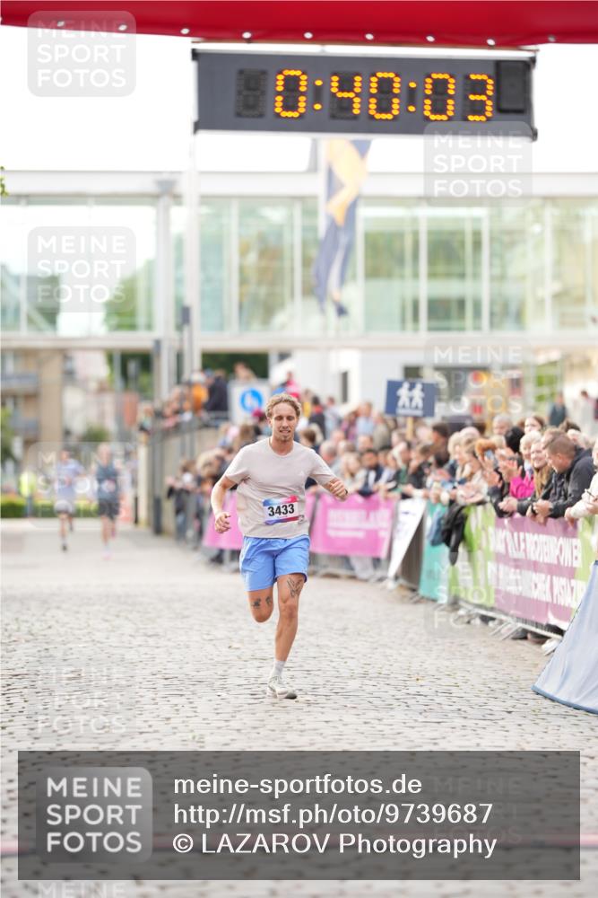 12.06.2026 - Holstenköstenlauf LAZAROV Photography http://msf.ph/oto/9739687 12.06.2026 19:40:02 Laufen 3433 meine-sportfotos.de