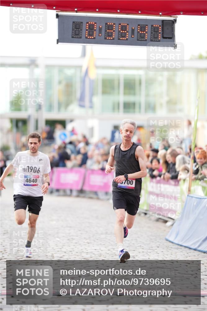 12.06.2026 - Holstenköstenlauf LAZAROV Photography http://msf.ph/oto/9739695 12.06.2026 19:39:46 Laufen 3700, 4640, 4655 meine-sportfotos.de