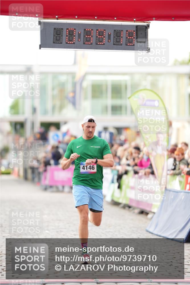 12.06.2026 - Holstenköstenlauf LAZAROV Photography http://msf.ph/oto/9739710 12.06.2026 19:39:18 Laufen 4146 meine-sportfotos.de