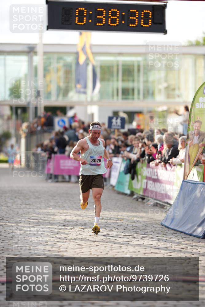 12.06.2026 - Holstenköstenlauf LAZAROV Photography http://msf.ph/oto/9739726 12.06.2026 19:38:29 Laufen 3026, 4422 meine-sportfotos.de