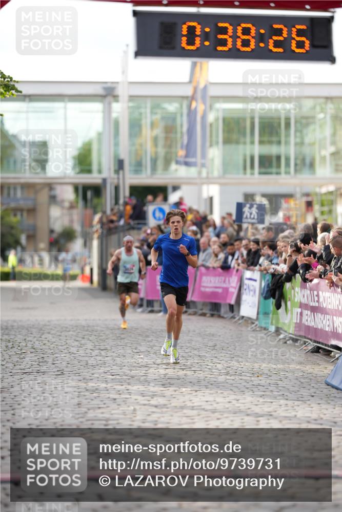 12.06.2026 - Holstenköstenlauf LAZAROV Photography http://msf.ph/oto/9739731 12.06.2026 19:38:25 Laufen 4422 meine-sportfotos.de