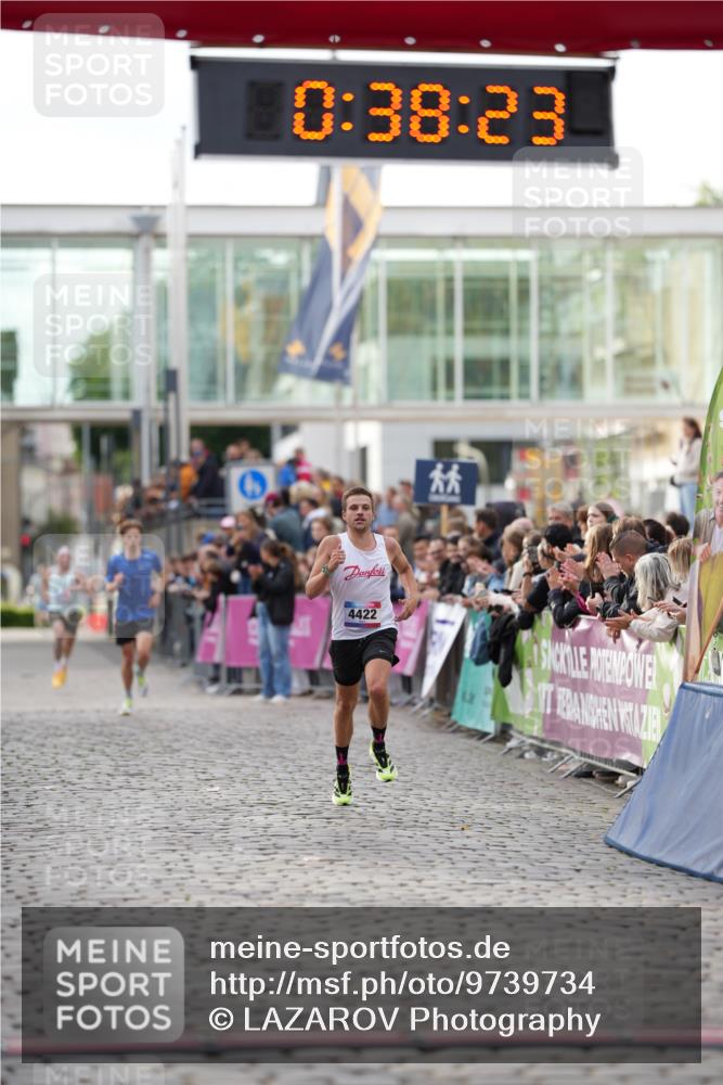 12.06.2026 - Holstenköstenlauf LAZAROV Photography http://msf.ph/oto/9739734 12.06.2026 19:38:22 Laufen 4422 meine-sportfotos.de