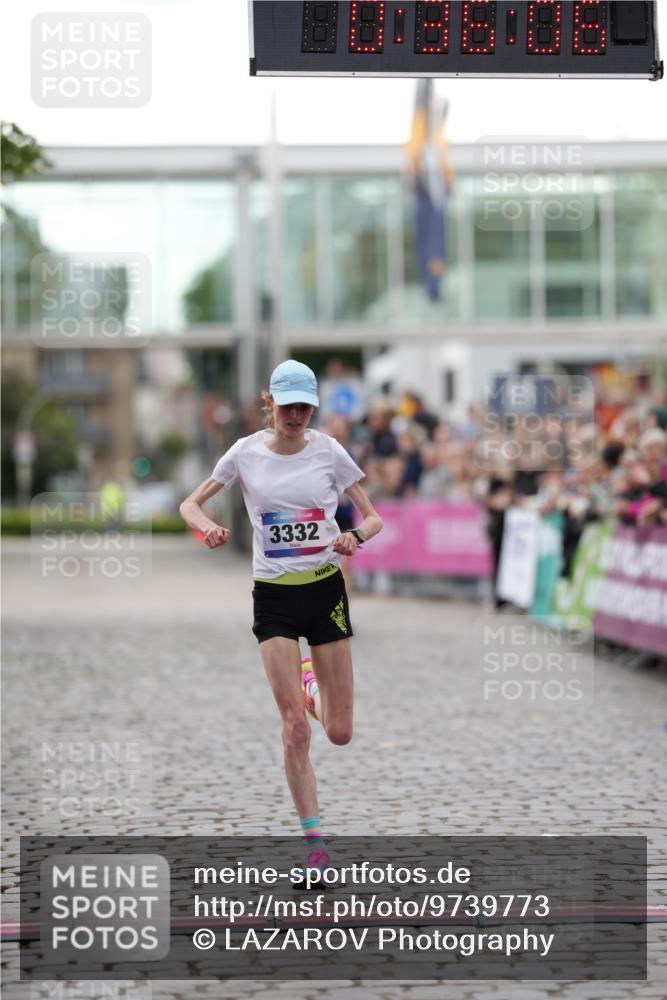 12.06.2026 - Holstenköstenlauf LAZAROV Photography http://msf.ph/oto/9739773 12.06.2026 19:36:05 Laufen 3332 meine-sportfotos.de