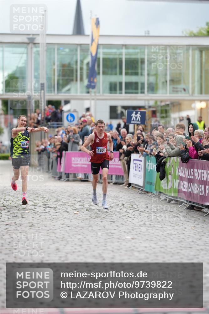 12.06.2026 - Holstenköstenlauf LAZAROV Photography http://msf.ph/oto/9739822 12.06.2026 19:31:52 Laufen 4664, 4800 meine-sportfotos.de