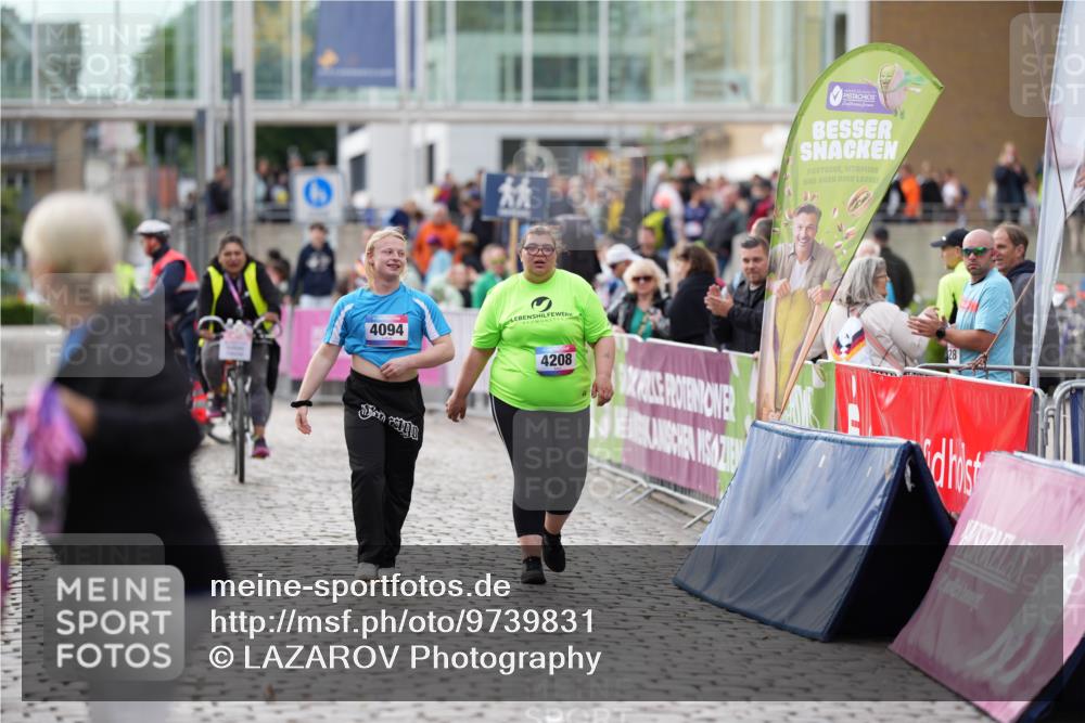 12.06.2026 - Holstenköstenlauf LAZAROV Photography http://msf.ph/oto/9739831 12.06.2026 18:28:52 Laufen  meine-sportfotos.de