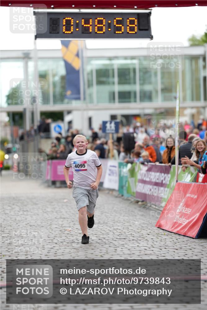12.06.2026 - Holstenköstenlauf LAZAROV Photography http://msf.ph/oto/9739843 12.06.2026 18:18:56 Laufen 4095 meine-sportfotos.de