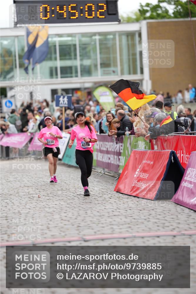 12.06.2026 - Holstenköstenlauf LAZAROV Photography http://msf.ph/oto/9739885 12.06.2026 18:15:00 Laufen 4315 meine-sportfotos.de