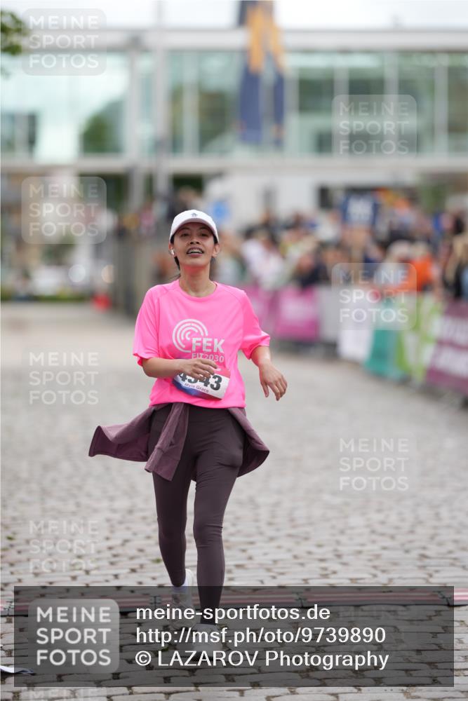 12.06.2026 - Holstenköstenlauf LAZAROV Photography http://msf.ph/oto/9739890 12.06.2026 18:13:33 Laufen 4343 meine-sportfotos.de