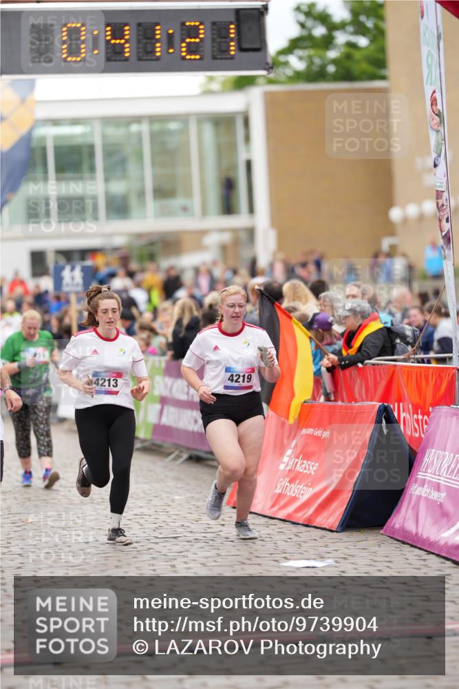 12.06.2026 - Holstenköstenlauf LAZAROV Photography http://msf.ph/oto/9739904 12.06.2026 18:11:19 Laufen 4206, 4209, 4213, 4215, 4219 meine-sportfotos.de