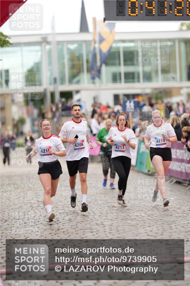 12.06.2026 - Holstenköstenlauf LAZAROV Photography http://msf.ph/oto/9739905 12.06.2026 18:11:18 Laufen 3316, 4206, 4209, 4213, 4215, 4219 meine-sportfotos.de