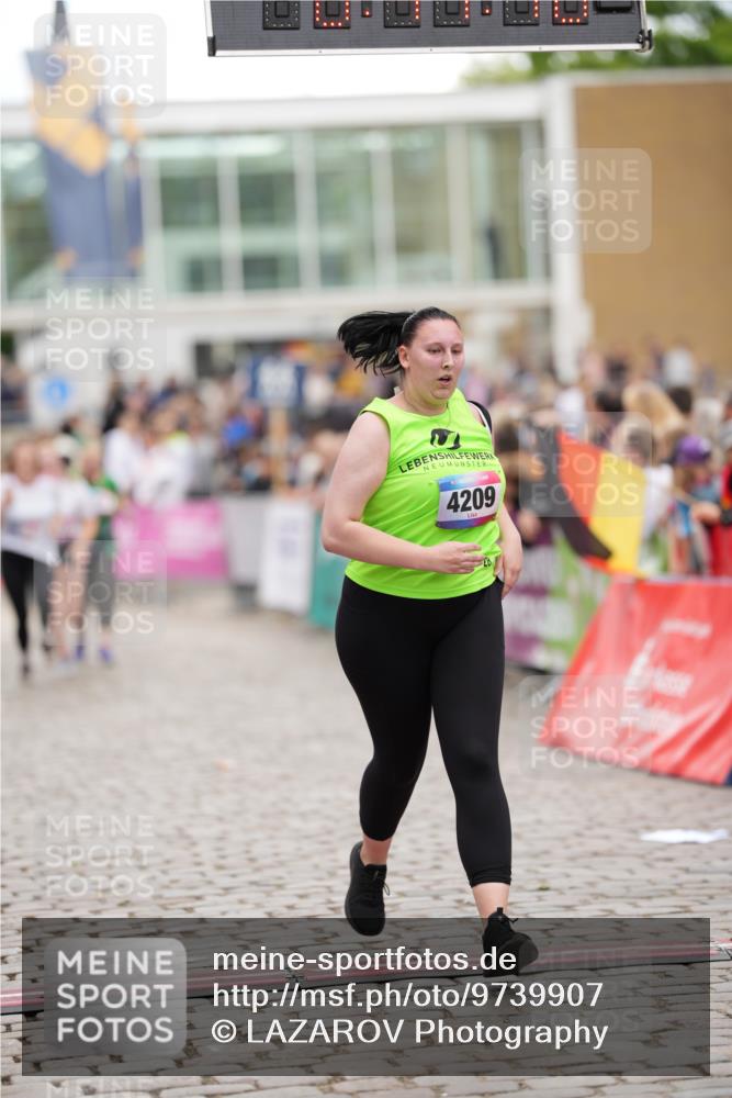 12.06.2026 - Holstenköstenlauf LAZAROV Photography http://msf.ph/oto/9739907 12.06.2026 18:11:16 Laufen 3316, 4206, 4209, 4215, 4219, 4477 meine-sportfotos.de