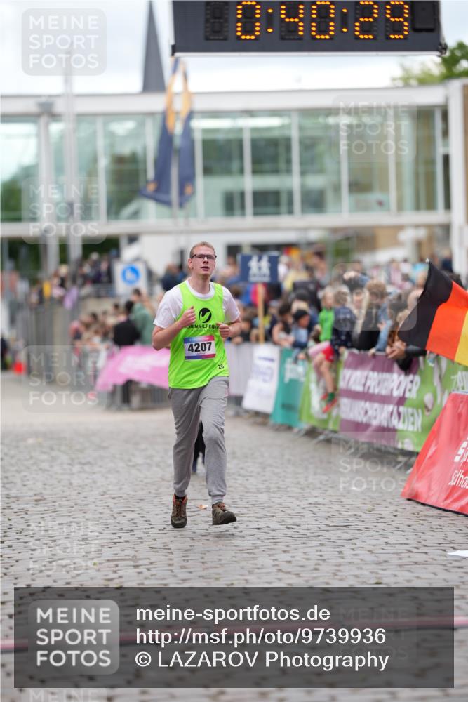 12.06.2026 - Holstenköstenlauf LAZAROV Photography http://msf.ph/oto/9739936 12.06.2026 18:10:27 Laufen 4207 meine-sportfotos.de