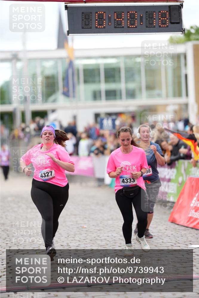 12.06.2026 - Holstenköstenlauf LAZAROV Photography http://msf.ph/oto/9739943 12.06.2026 18:10:16 Laufen 3138, 4077, 4327, 4333 meine-sportfotos.de